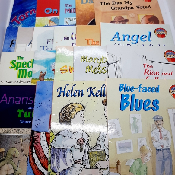 Lot of 20 McGraw Hill Leveled Books Reading Clean Pages Assortment - Picture 1 of 13